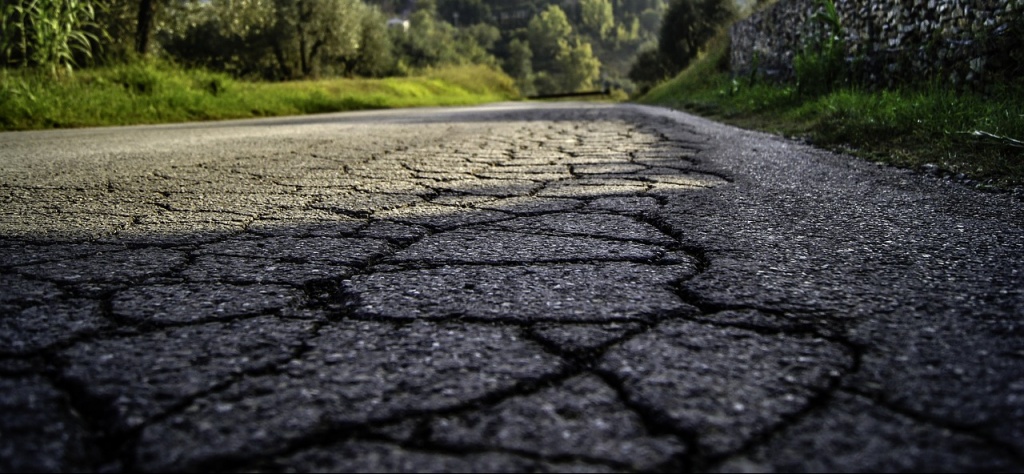 Don’t Let Alligator Cracks Ruin Your Asphalt – Here’s How to Fix Them